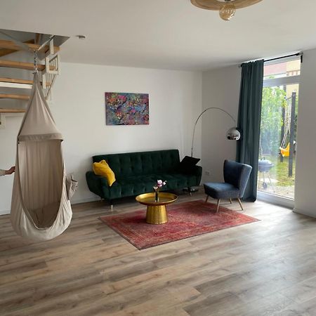 Вилла Urban House For Families And Berlin Tourists Тельтов Экстерьер фото