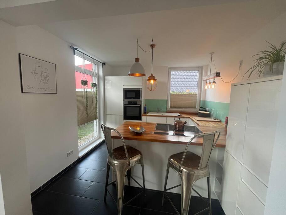 Вилла Urban House For Families And Berlin Tourists Тельтов Экстерьер фото