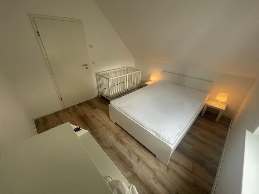 Вилла Urban House For Families And Berlin Tourists Тельтов Экстерьер фото