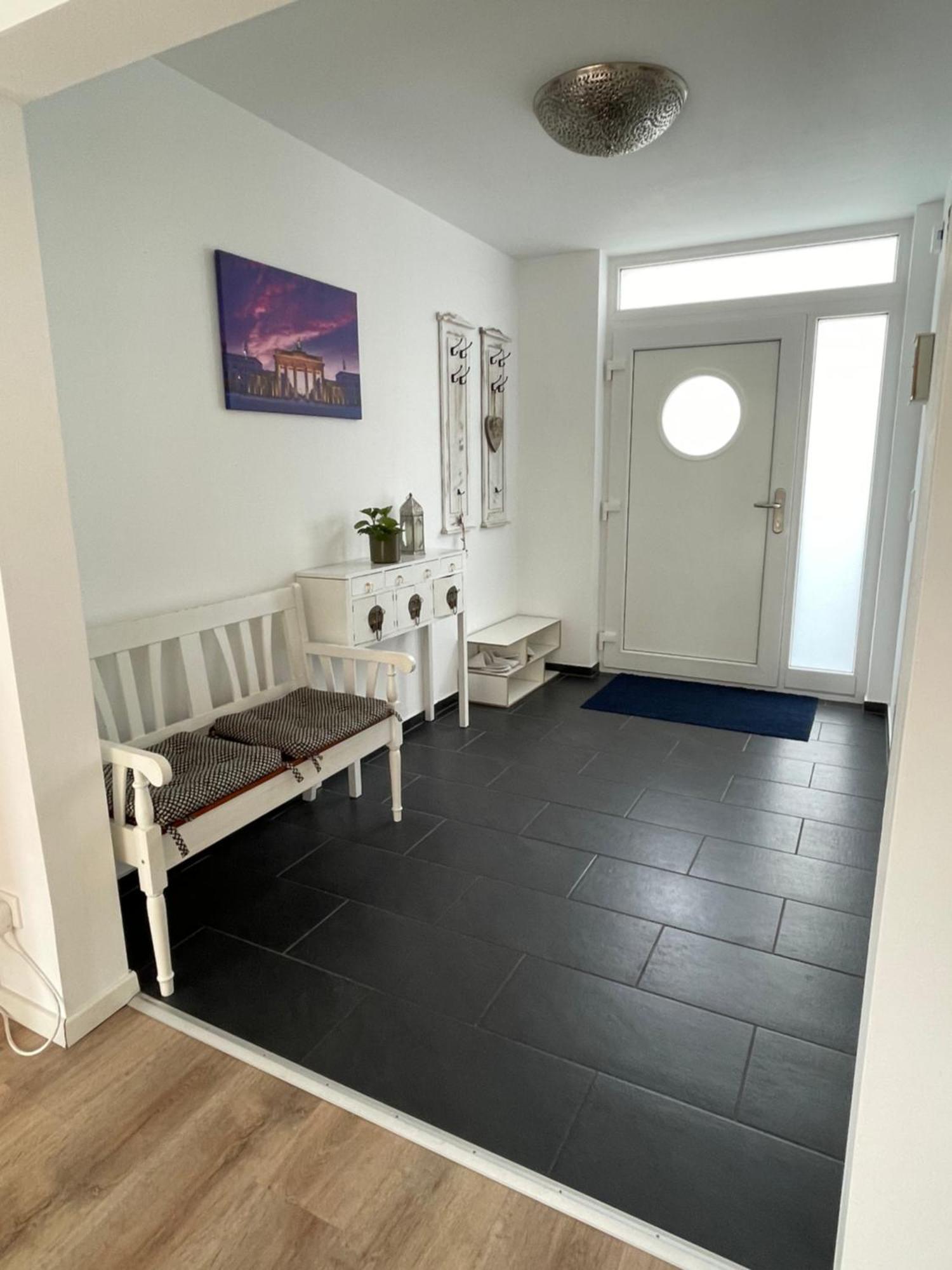 Вилла Urban House For Families And Berlin Tourists Тельтов Экстерьер фото